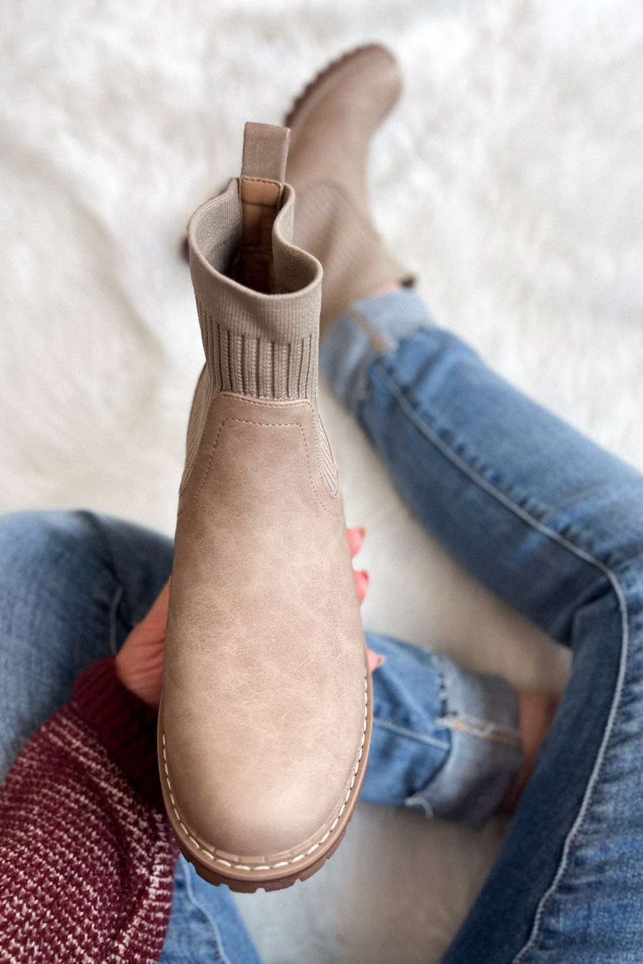 Comfortable Cabin Style Ankle Boots for Women - Ideal for Winter