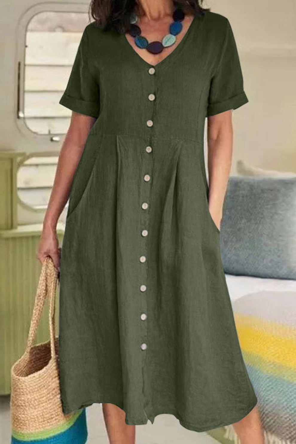Lightweight midi dress with short sleeves and button-down shirt style