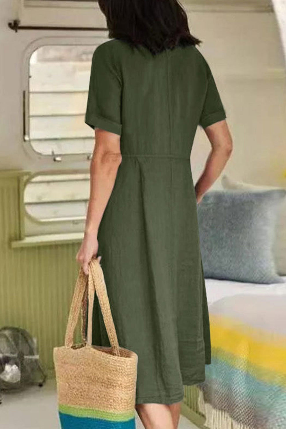 Lightweight midi dress with short sleeves and button-down shirt style