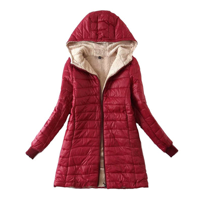Elegant Women's Winter Coat - Modern Design and Sophisticated Style