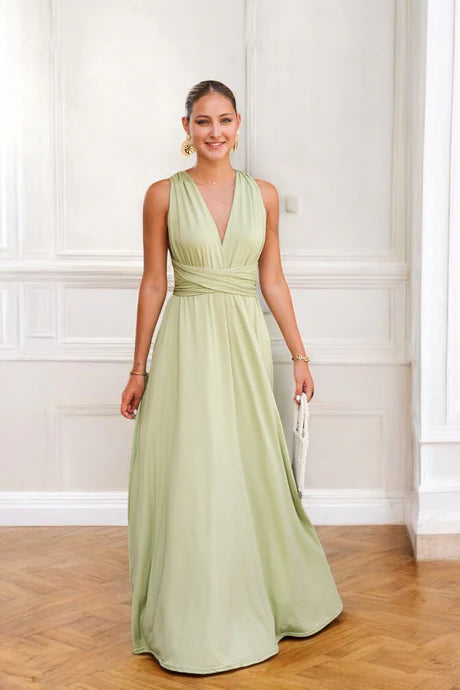 Elegant long evening dress with a versatile and adaptable design