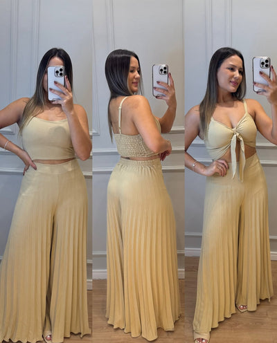 Women's summer set with strappy crop top and pleated wide leg pants