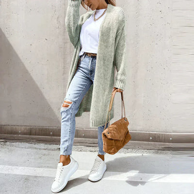 Comfortable women's cardigan with a classic design