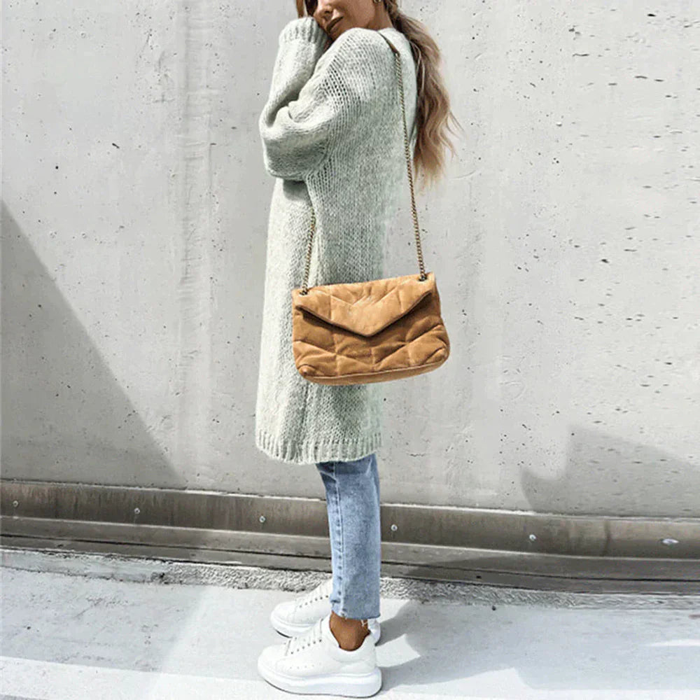 Comfortable women's cardigan with a classic design