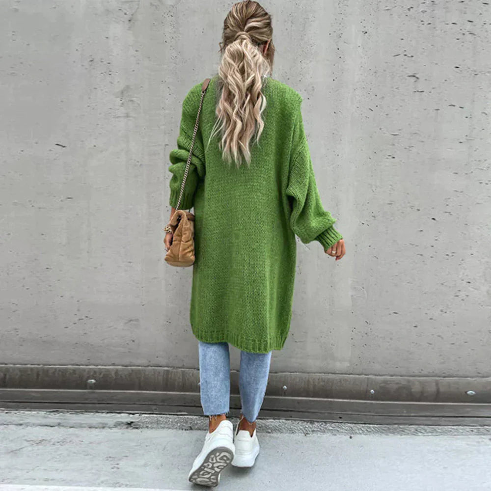 Comfortable women's cardigan with a classic design