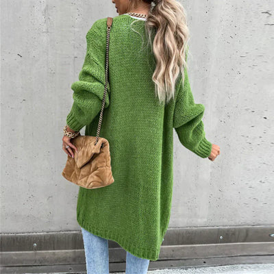 Comfortable women's cardigan with a classic design
