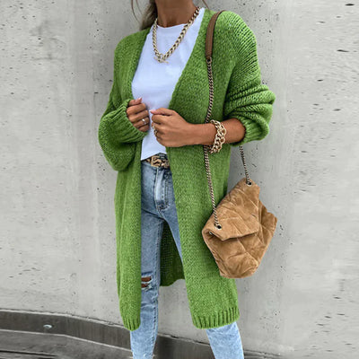 Comfortable women's cardigan with a classic design