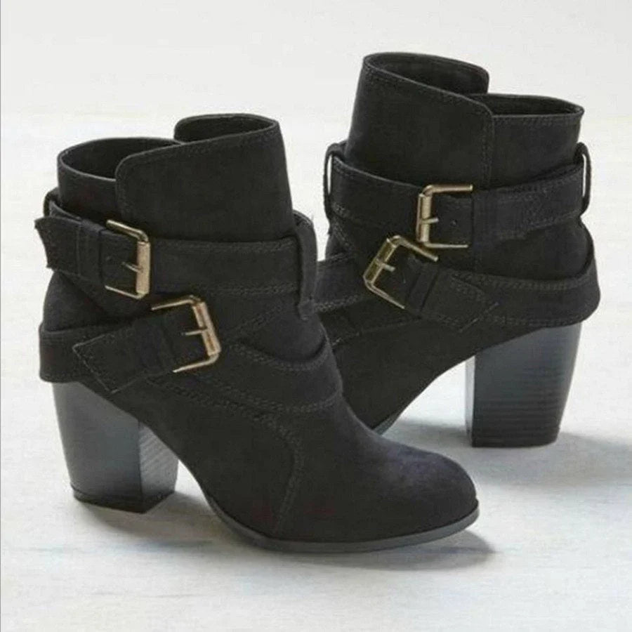 Elegant mid-heeled ankle boots