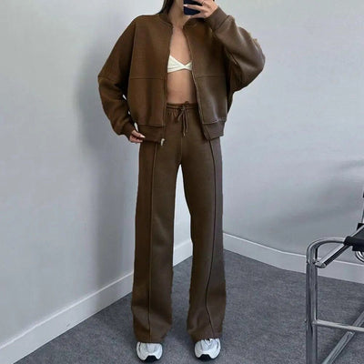 Women's casual sports set with zip-up jacket and high-waisted flared pants