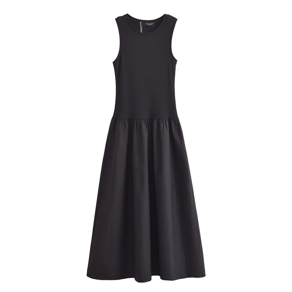 Long sleeveless casual dress with a flowing drape