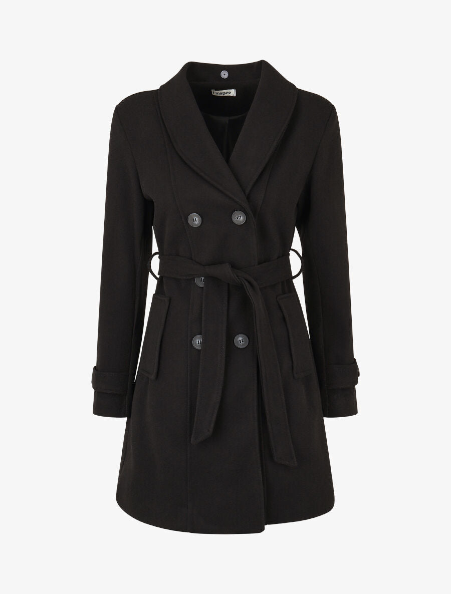 Women's monochrome coat with elegant collar