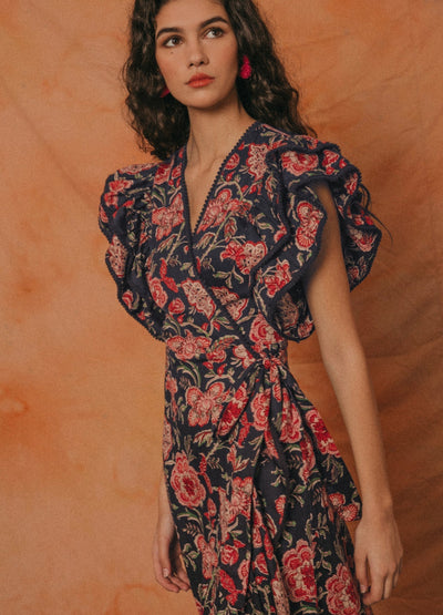 Elegant midi dress with retro floral print and loose butterfly sleeves