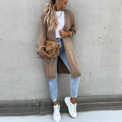 Comfortable women's cardigan with a classic design