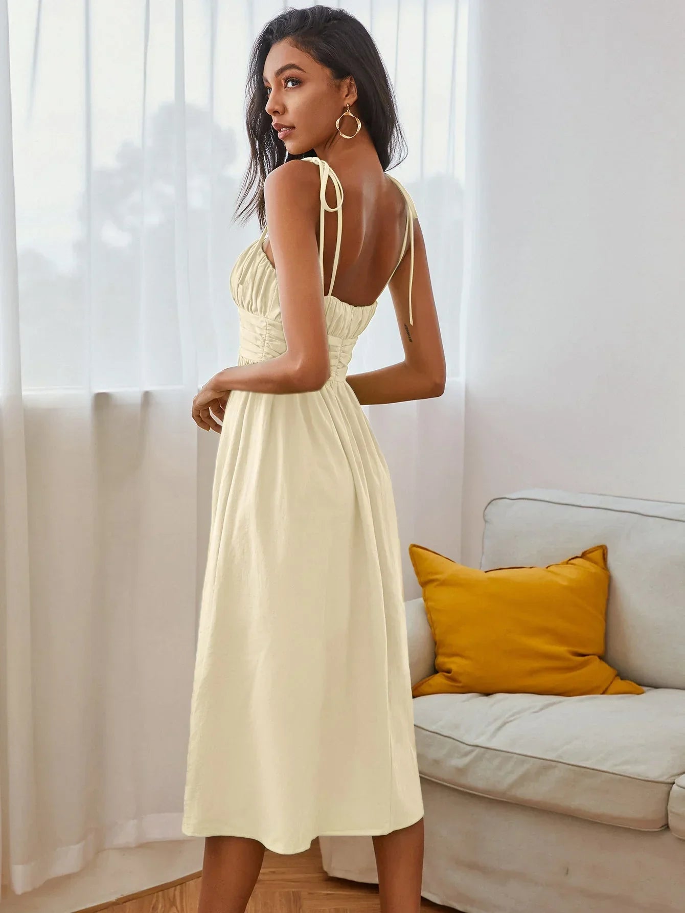 Karen - Cami dress with straps and knot and gathered chest