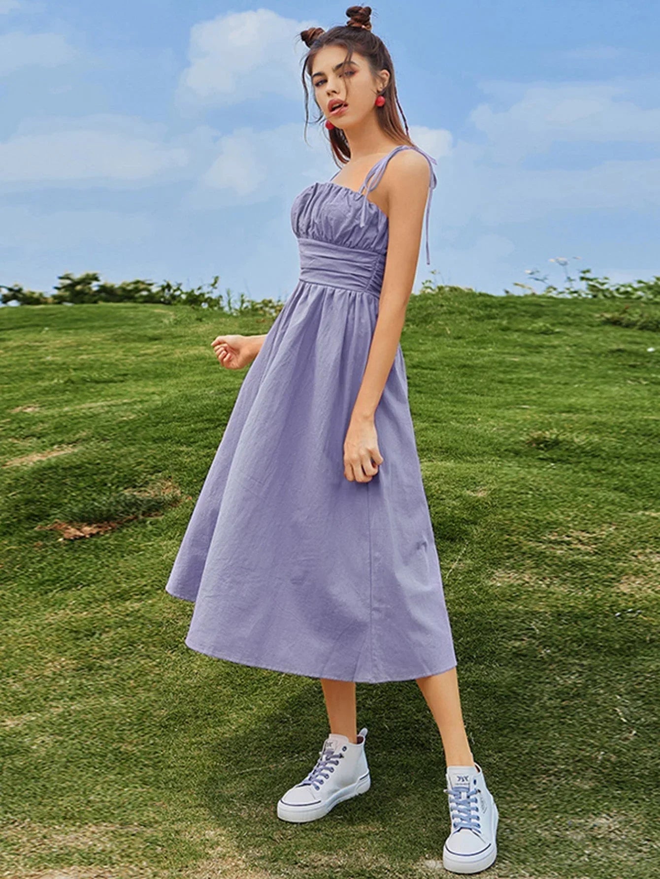 Karen - Cami dress with straps and knot and gathered chest