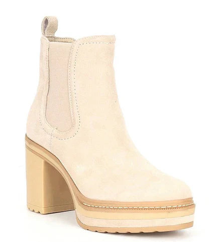 Stylish ankle boots with an elegant silhouette