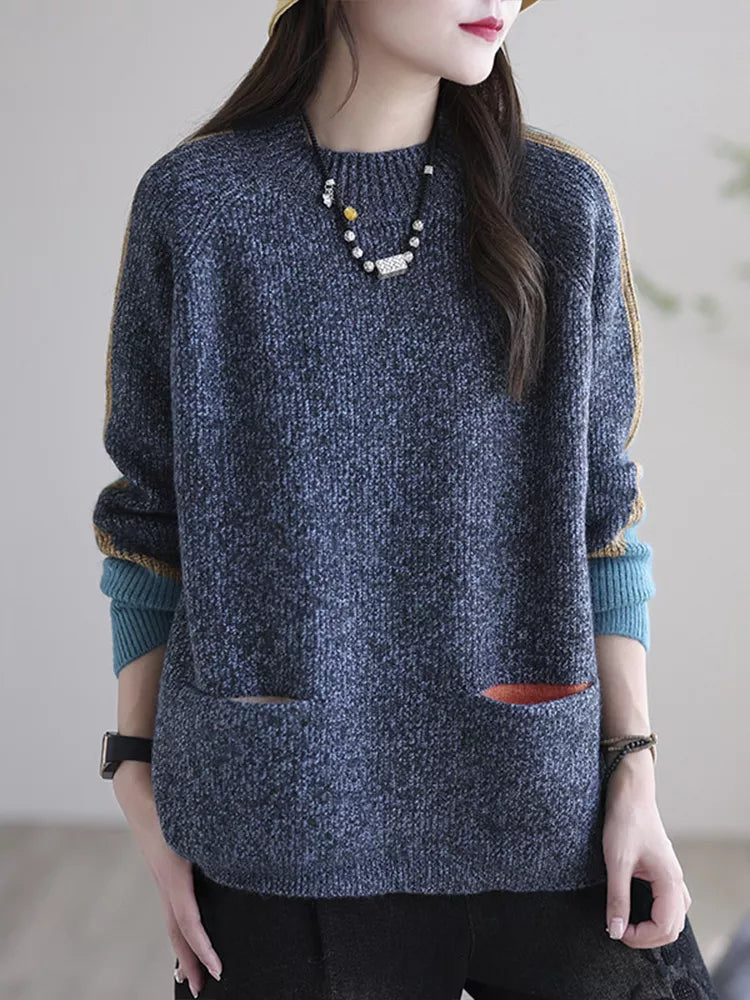 Cozy vintage style women's sweater with pockets