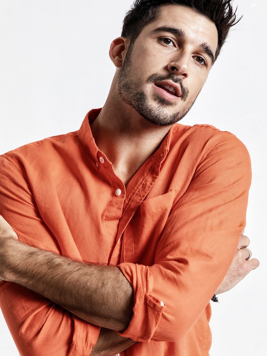 Classic men's shirt with long-sleeved design
