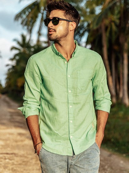 Classic men's shirt with long-sleeved design