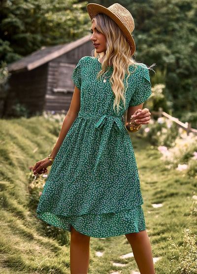 Lightweight summer dress with floral print and belt for a fresh look