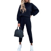 High-neck and trousers set for an urban style