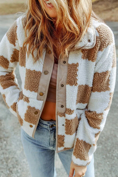 Timeless style: an elegant sweater for a refined look