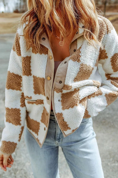 Timeless style: an elegant sweater for a refined look
