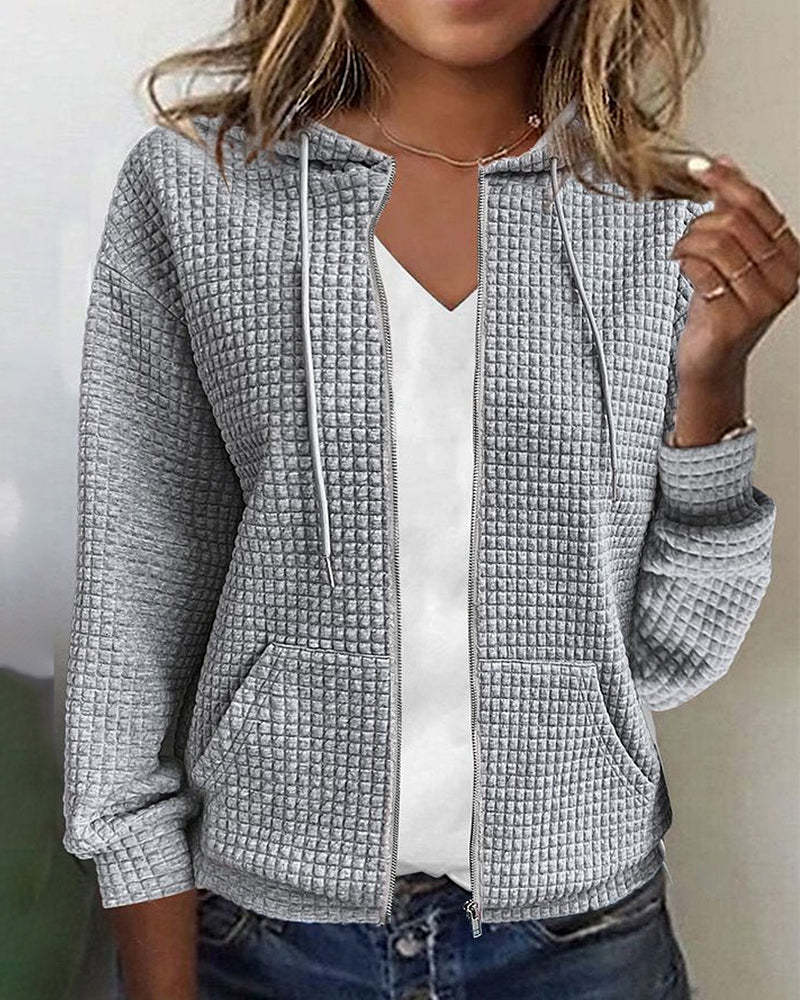 Modern elegance: a sophisticated jacket for a stylish look