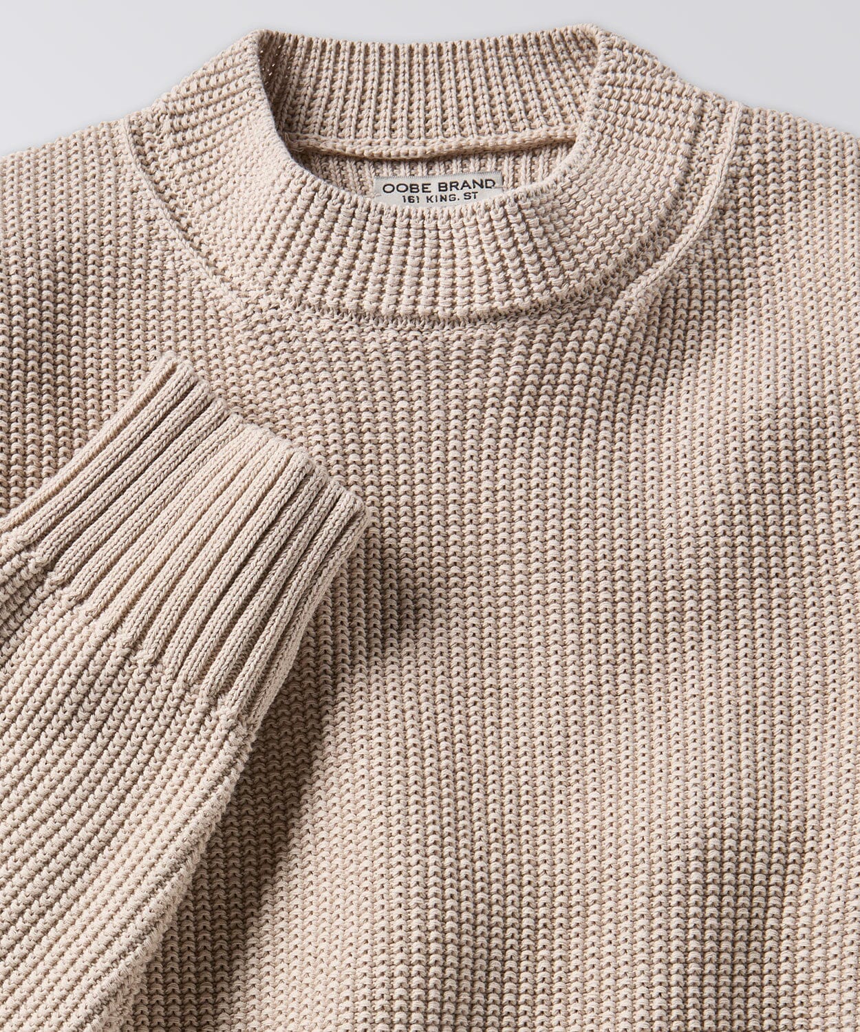 Classic Crew Neck Sweater for a Timeless Style