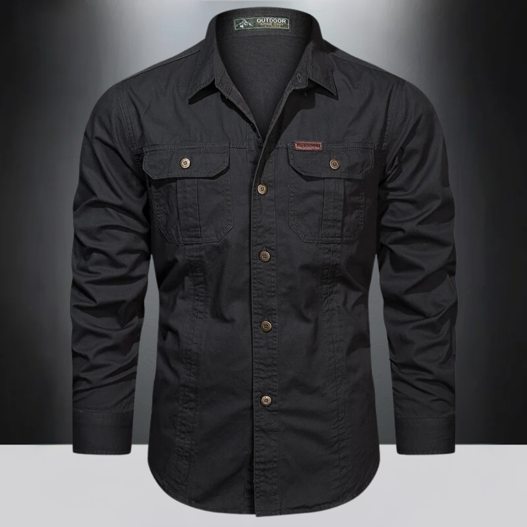 Men's button-down sports shirt, ideal for leisure and outdoor activities