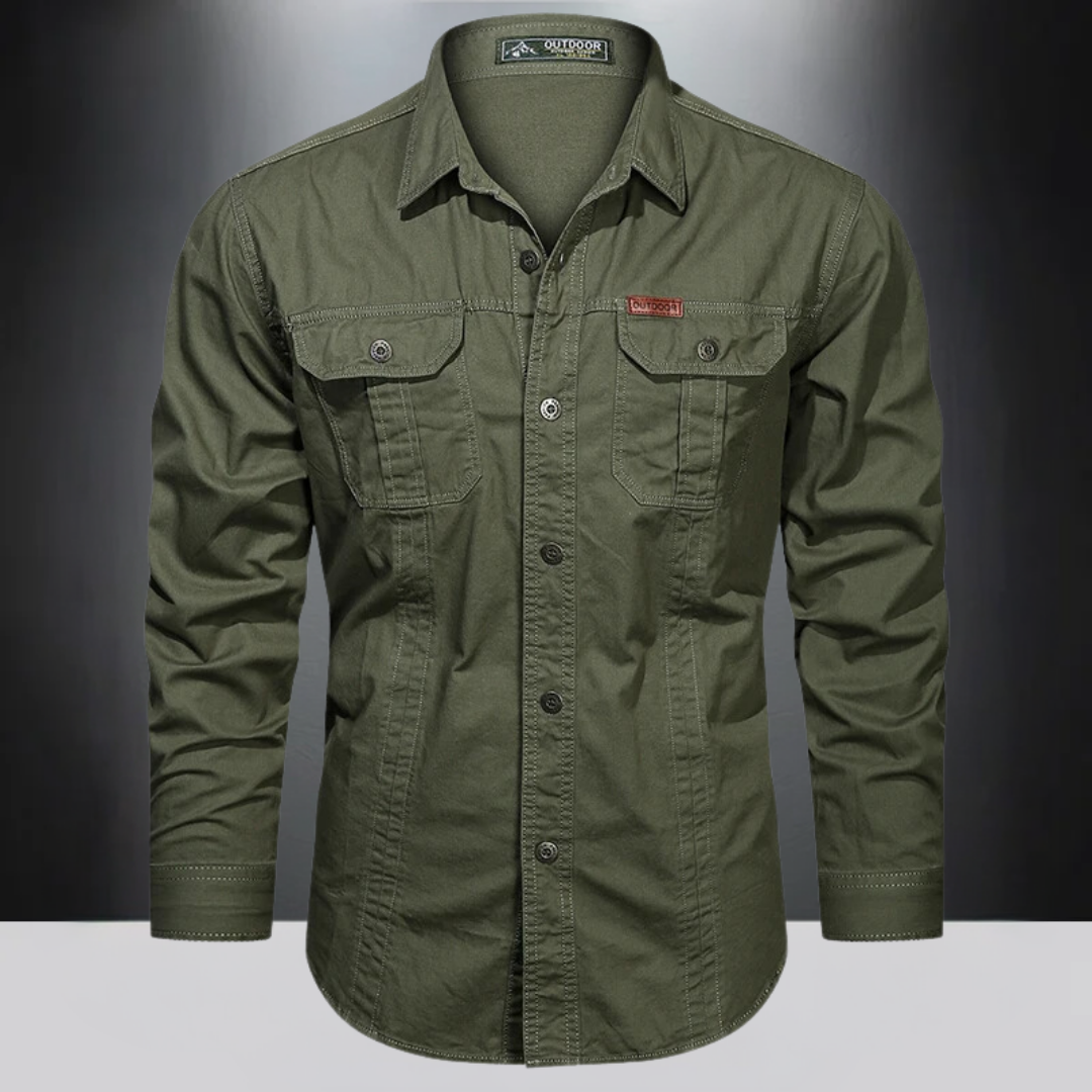 Men's button-down sports shirt, ideal for leisure and outdoor activities