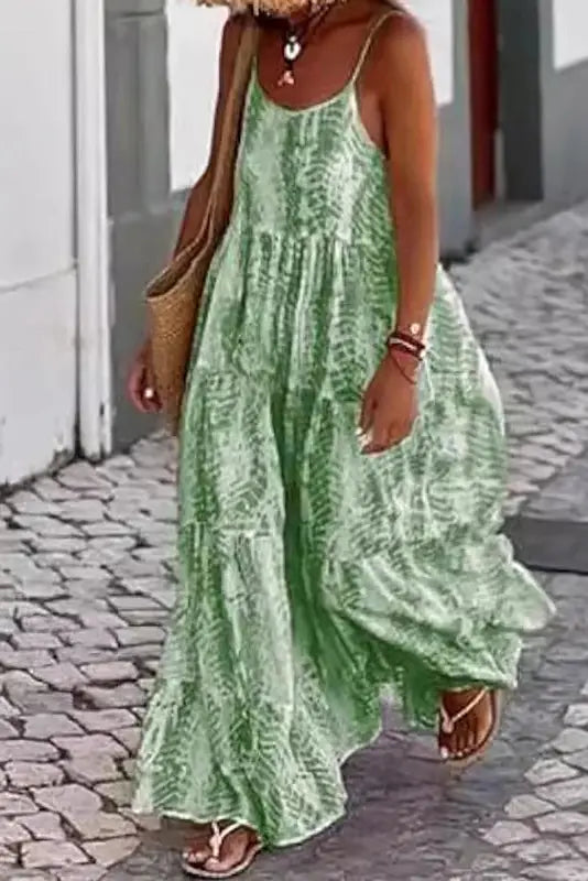 Bambee - Strappy dress ideal for good weather