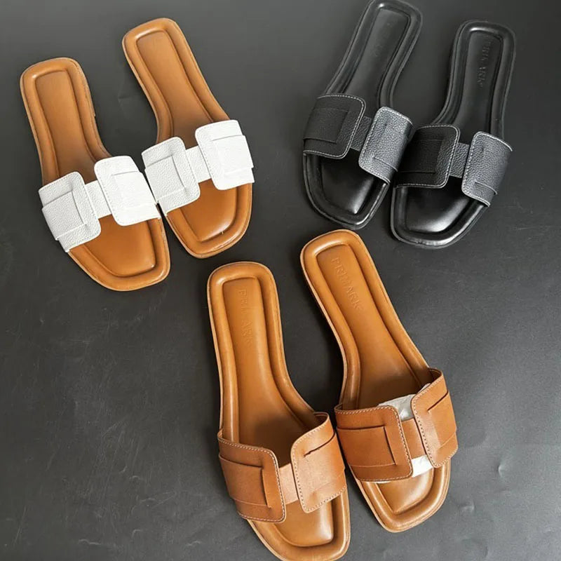 Capri sneakers