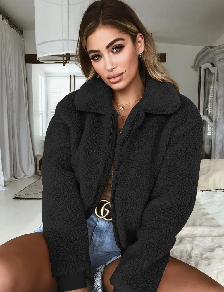 Women's Short Winter Coat with Lapel Collar and Zipper