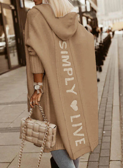 Stylish hooded cardigan: style and comfort in one
