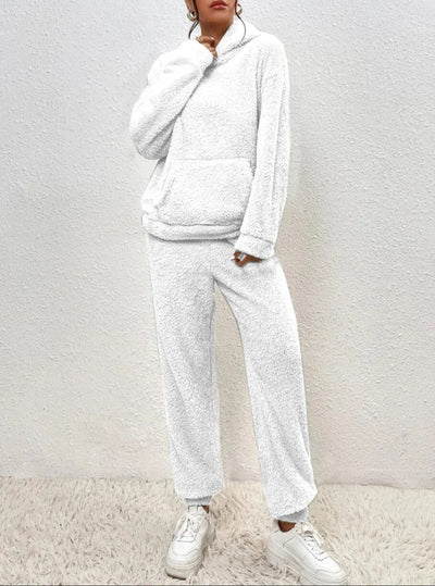 Comfortable home set with a teddy-style hood