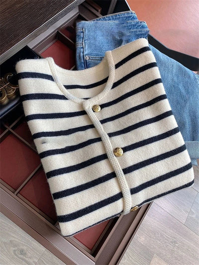 Karol - Fashion Sweater