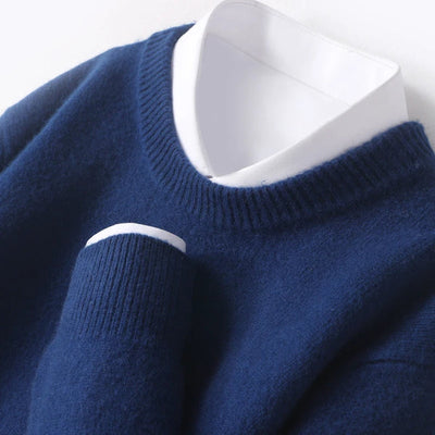 Modern men's sweater with double collar design