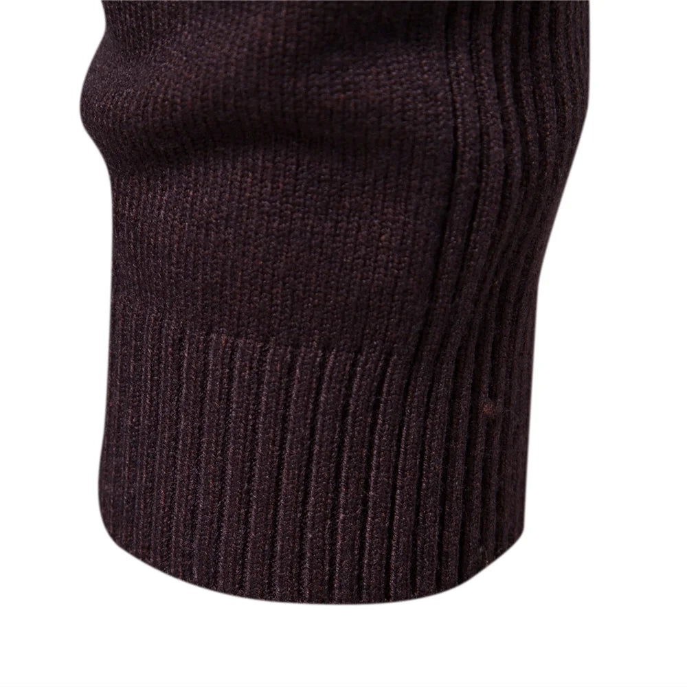 Modern and Casual Turtleneck for Men