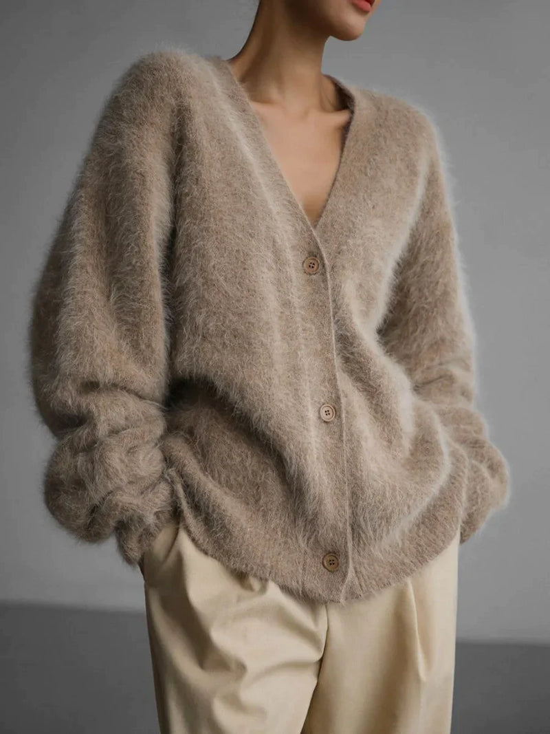 Laura - Oversized V-neck knit cardigan with solid buttons