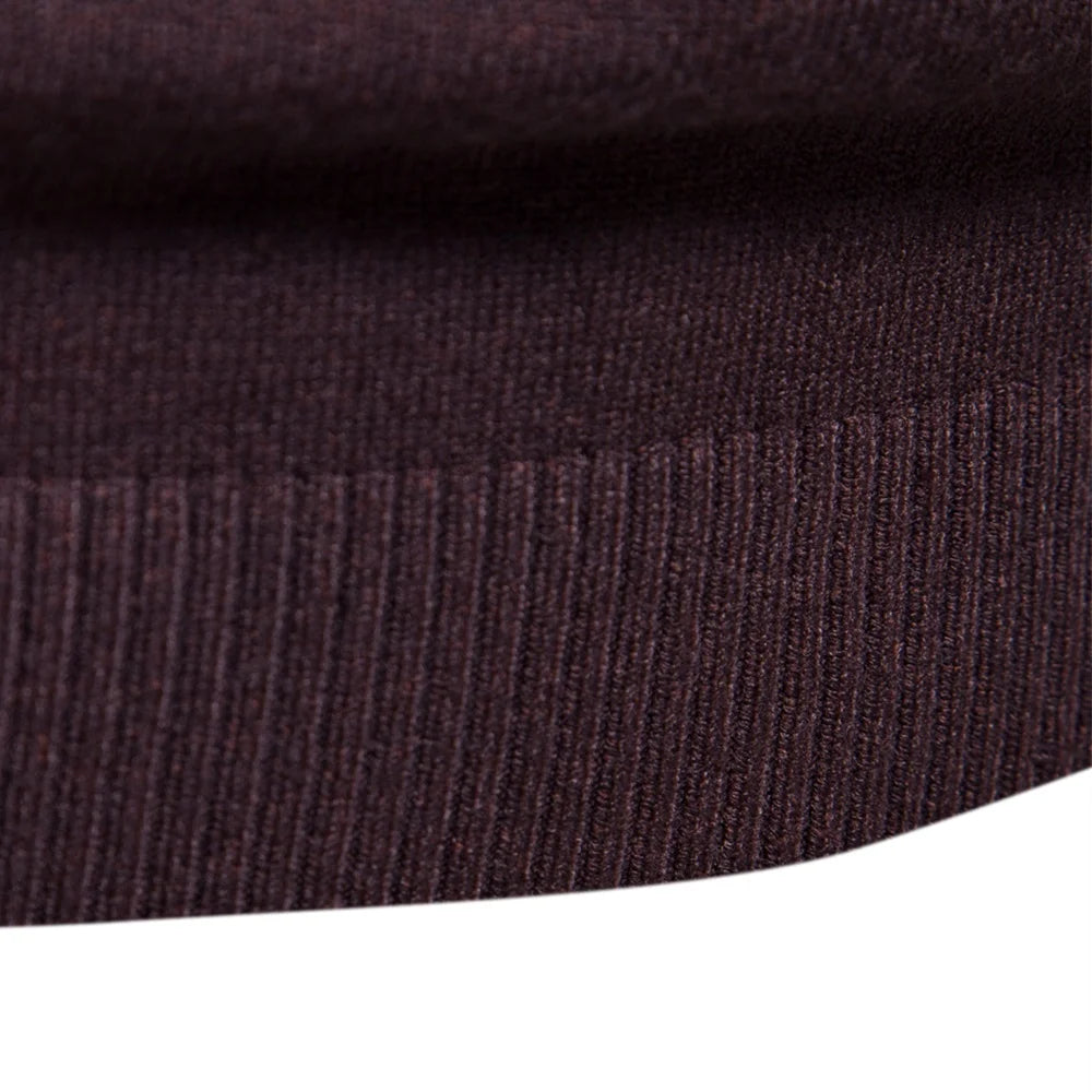 Modern and Casual Turtleneck for Men