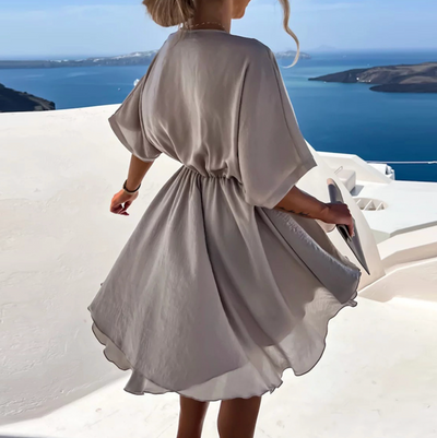 Wide mini dress with summer style and modern design