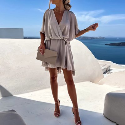 Wide mini dress with summer style and modern design