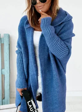 Berta - Long-sleeved knitted cardigan with hood