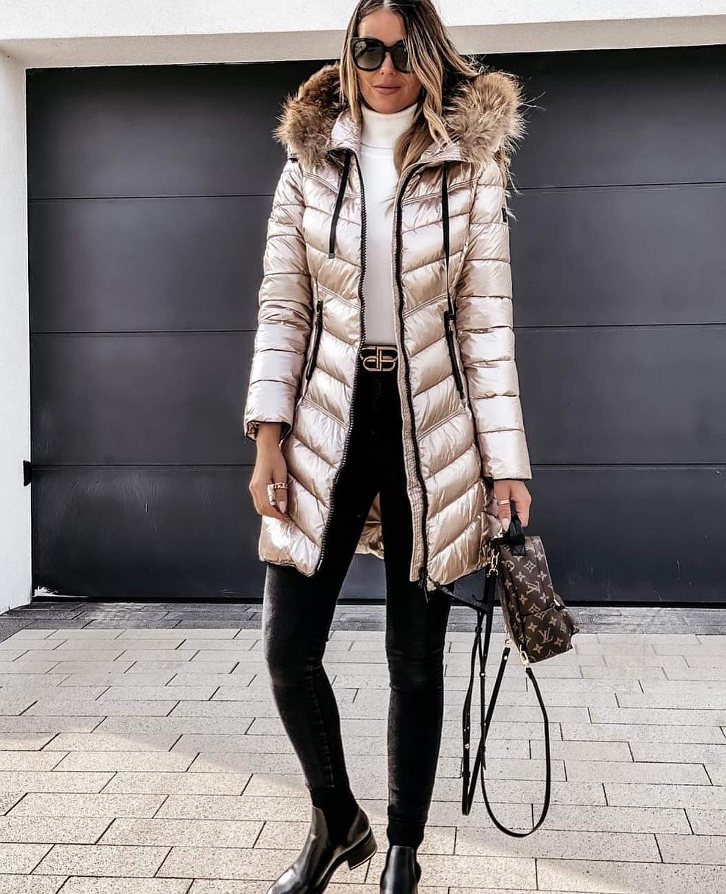 Elegant women's winter jacket ideal for cold days