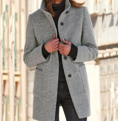 Elegant coat: your indispensable ally in the cold season