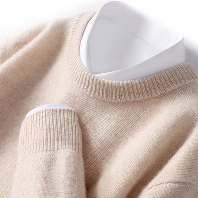 Modern men's sweater with double collar design