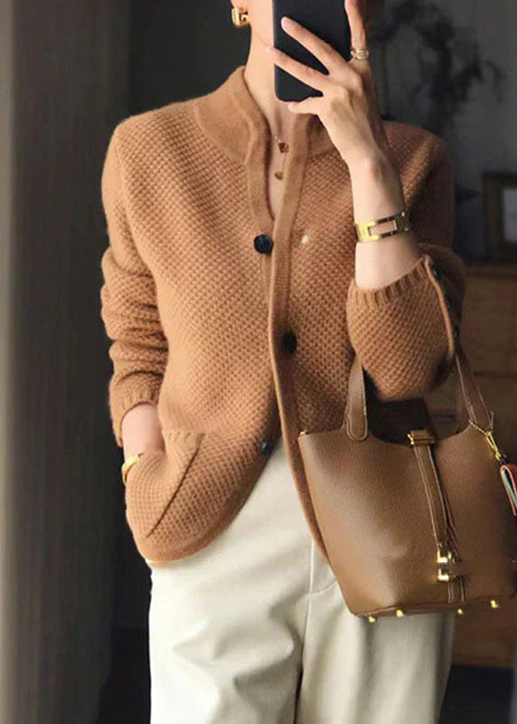 Warm cardigan: the perfect combination of comfort and style