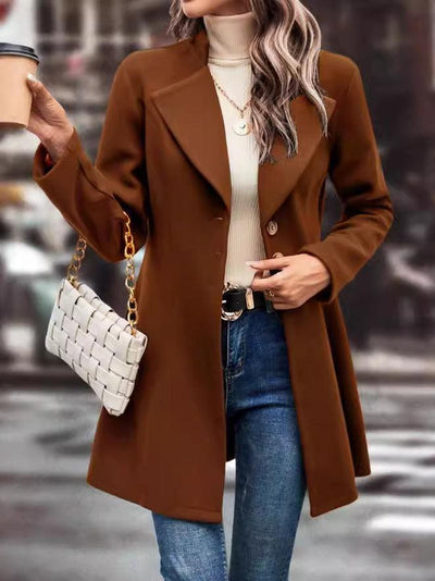 Brown long-sleeved jacket