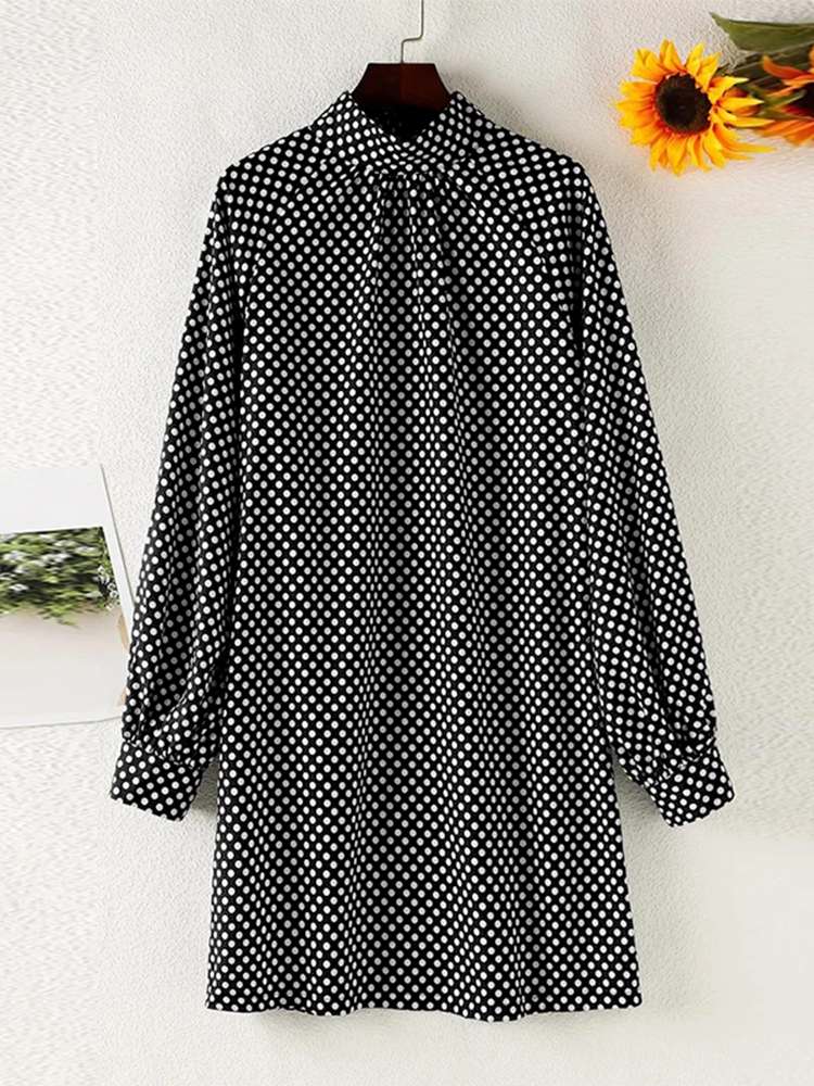 Virginia - Elegant high-neck, puff-sleeve dress with polka dot print